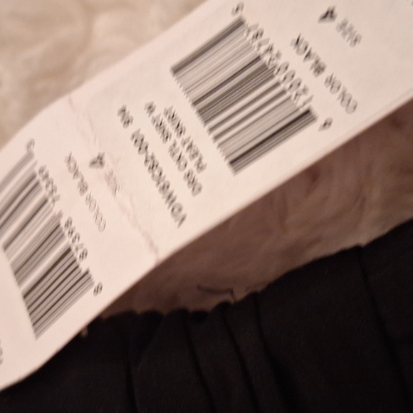 BNWT BCBGeneration Black Beautiful  Cocktail Dress Shrt w Pleat Skirt Size 4 - Picture 7 of 11